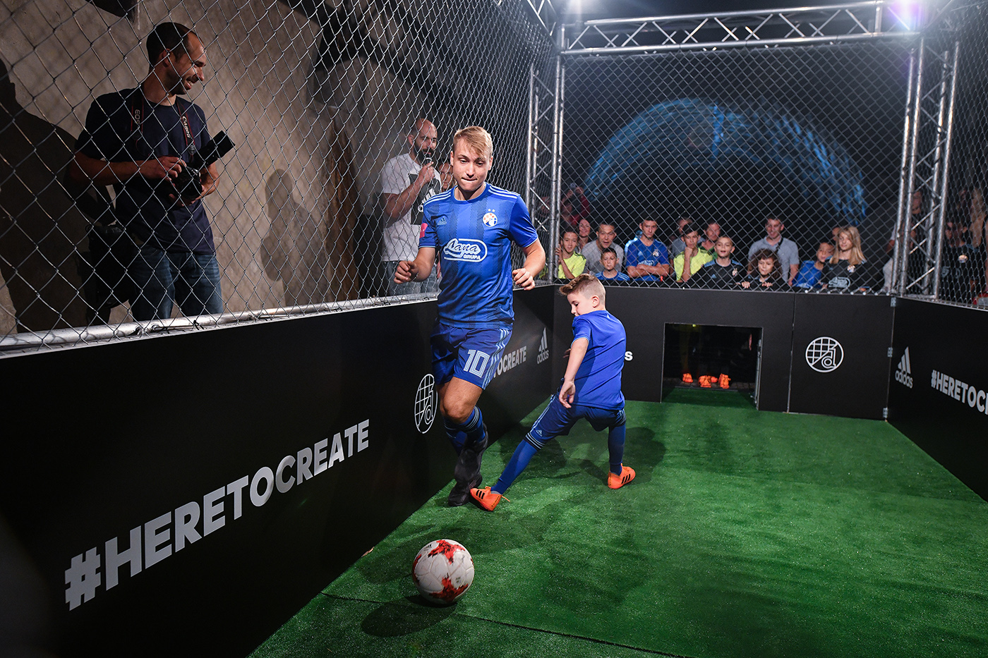 Novas camisas do Dinamo Zagreb 2018-2019 Adidas | Mantos ...