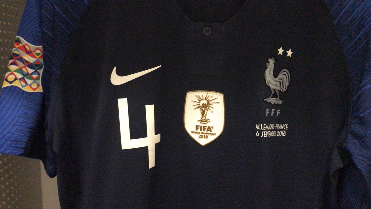 Camisa da frança preta e dourada Clearance