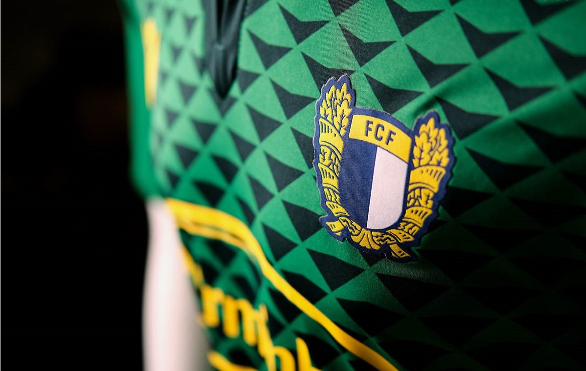 Novas Camisas Do Fc Famalicao 2019 2020 Macron Mantos Do Futebol