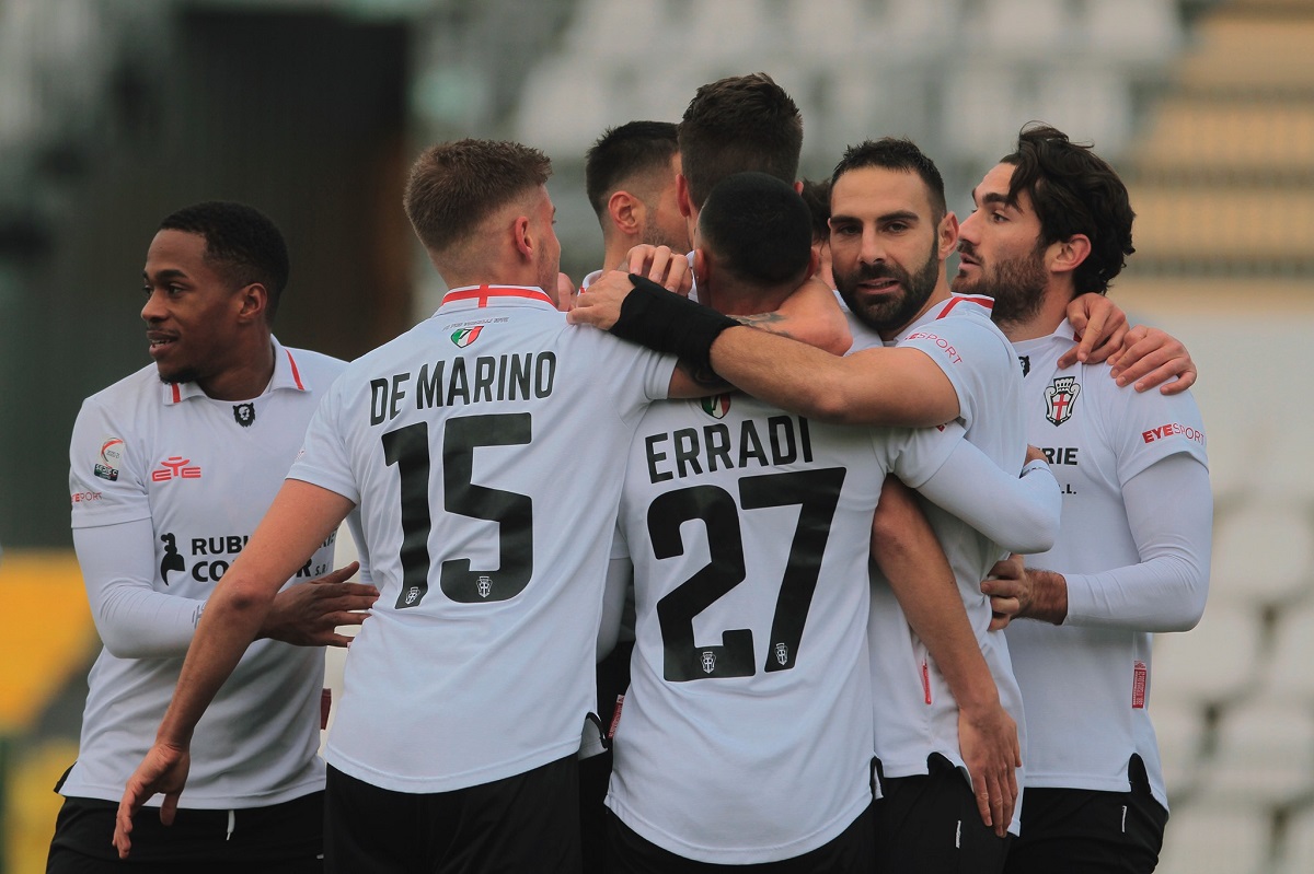 Novas camisas do Pro Vercelli 20202021 Eye Sport » Mantos do Futebol Novas camisas do Pro Vercelli 20202021 Eye Sport » Mantos do Futebol