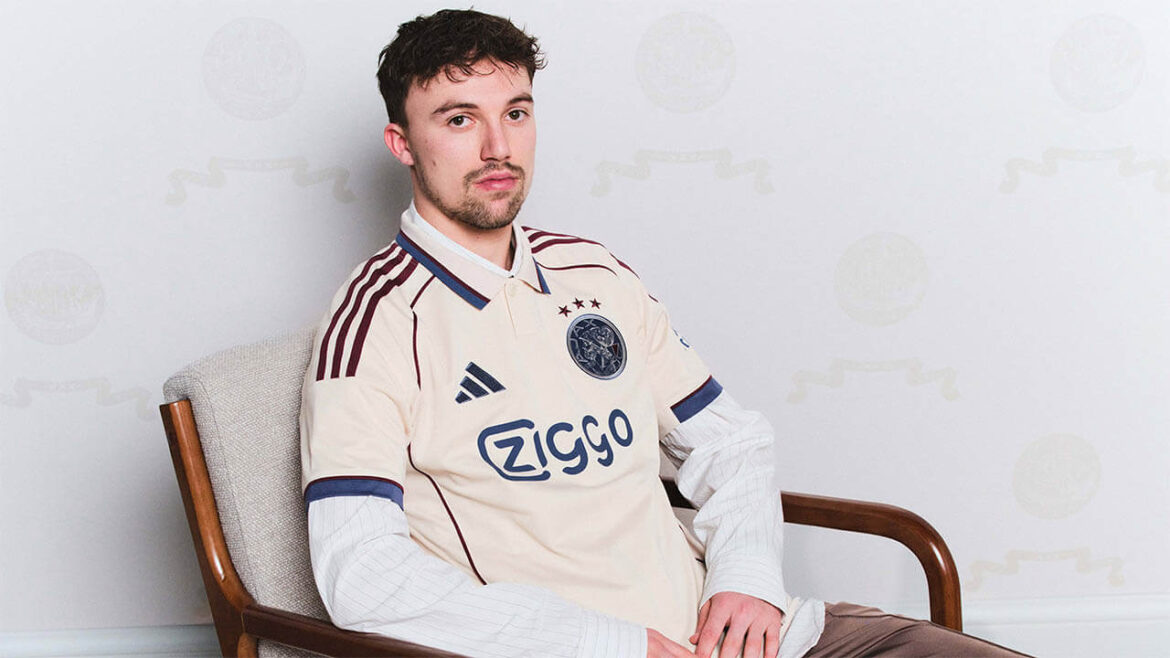Terceira camisa do Ajax 2025-2026 adidas