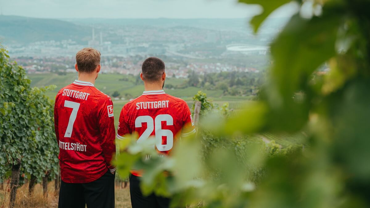 Camisa reserva do VfB Stuttgart 2025-2026 é apresentada pela JAKO