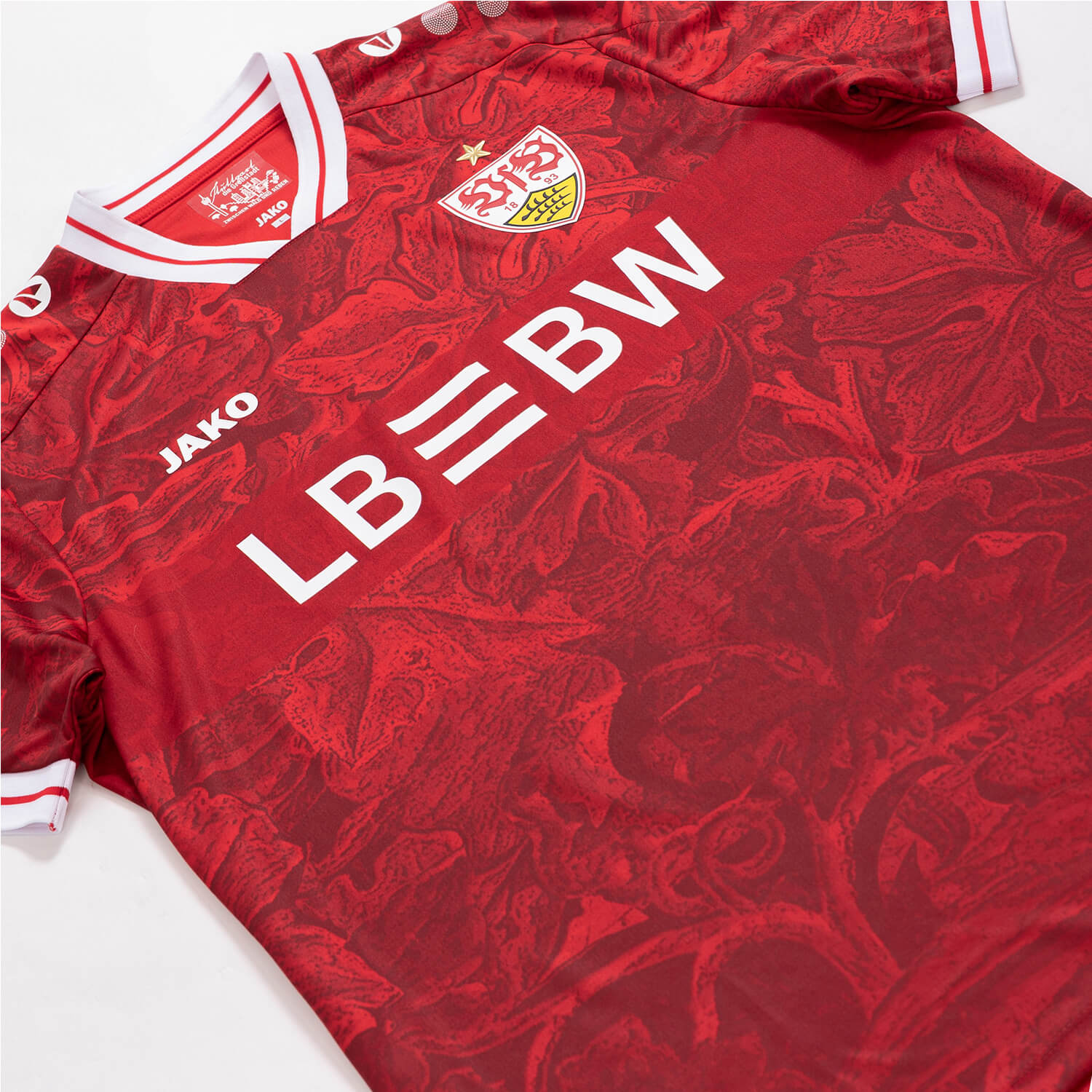 Camisa reserva do VfB Stuttgart 2025-2026 é apresentada pela JAKO