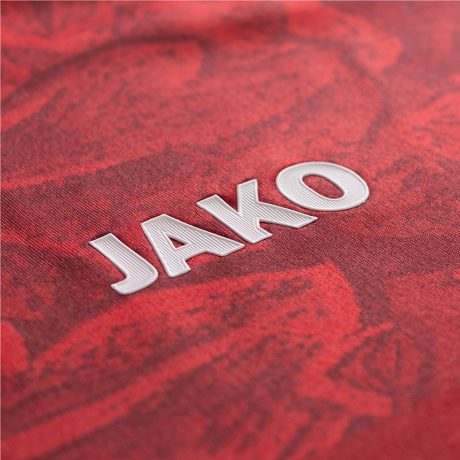 Camisa reserva do VfB Stuttgart 2025-2026 é apresentada pela JAKO