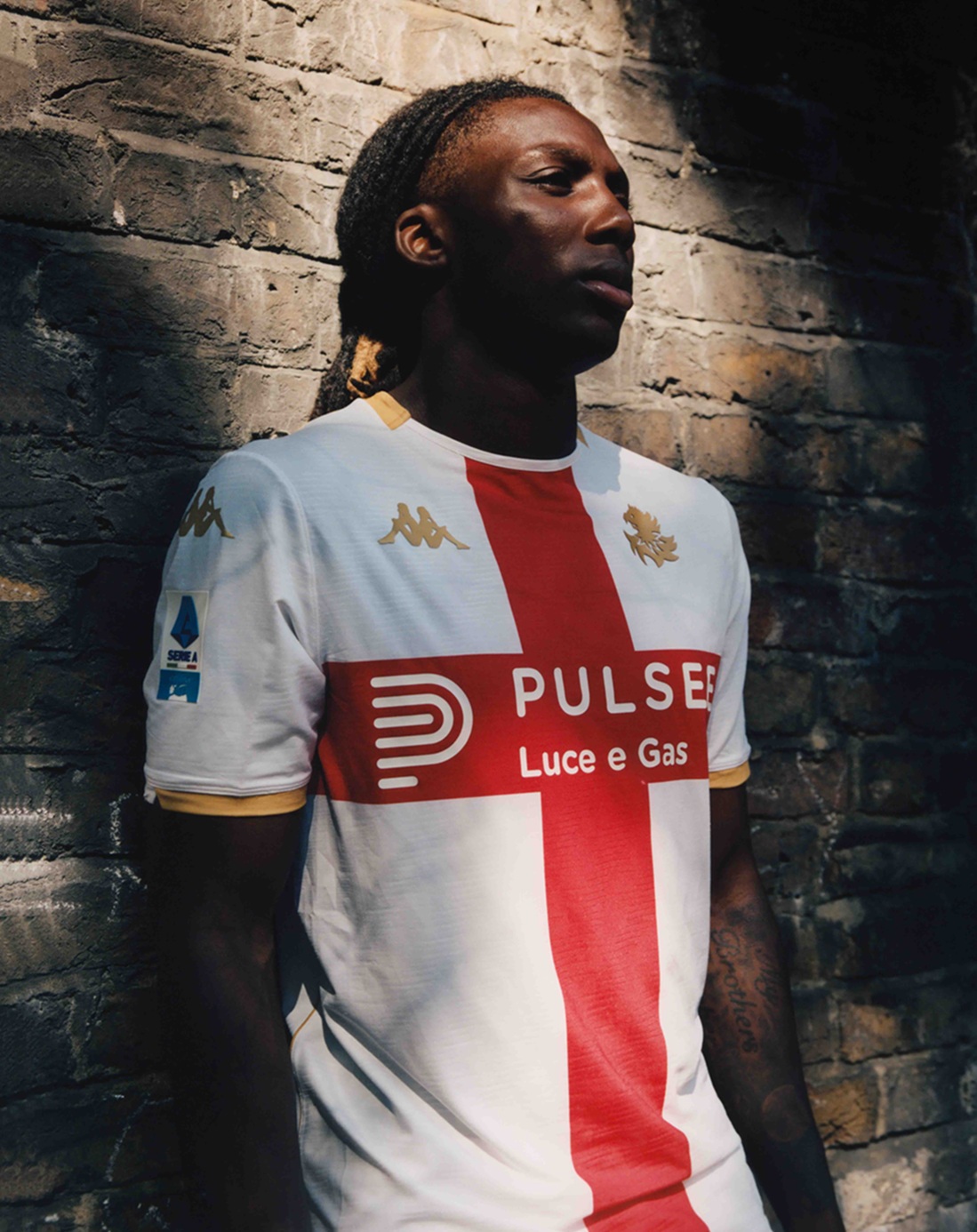 Camisa reserva do Genoa CFC 2025-2026 é revelada pela Kappa
