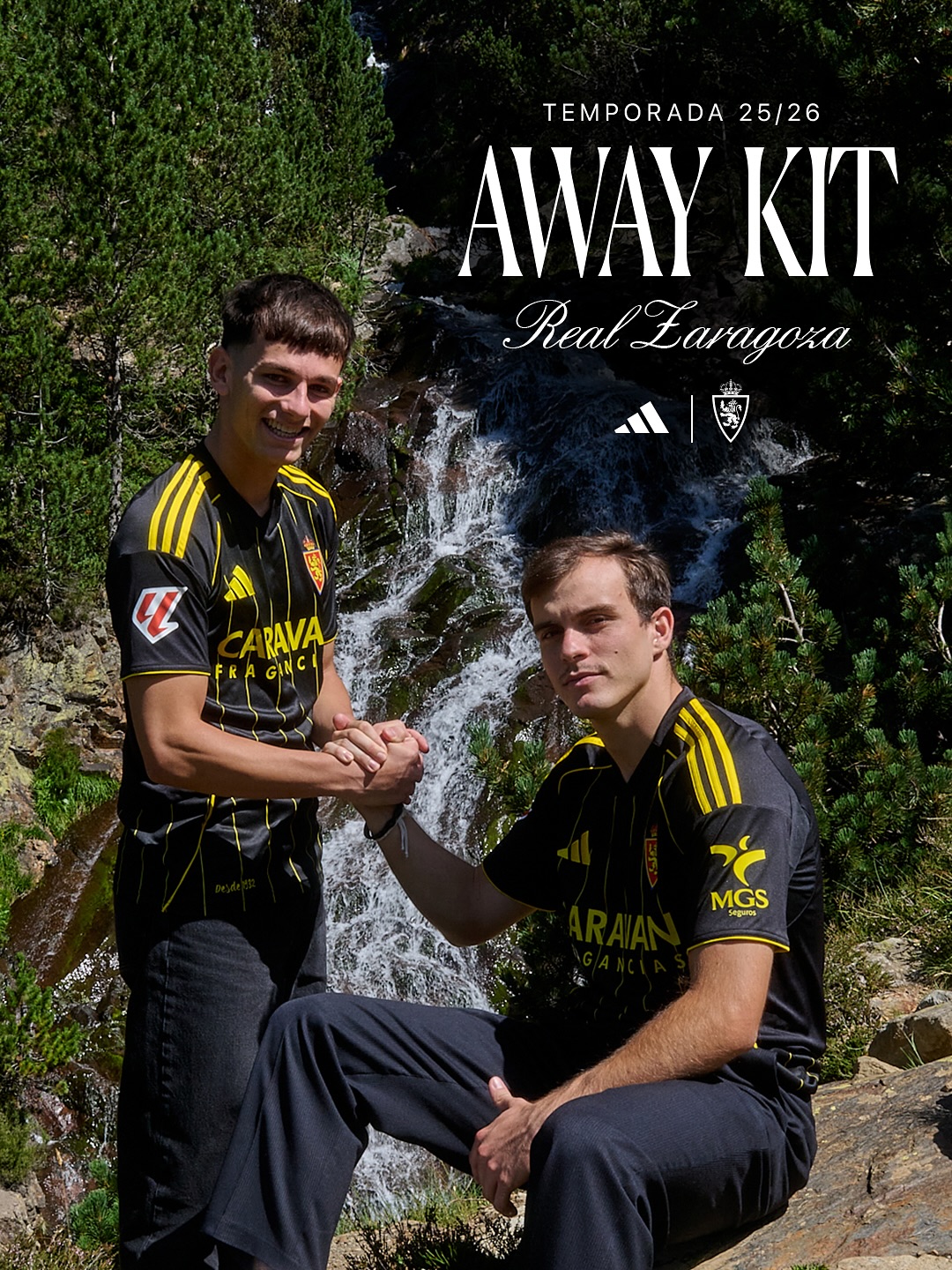 Real Zaragoza revela sua nova camisa reserva 2025-2026