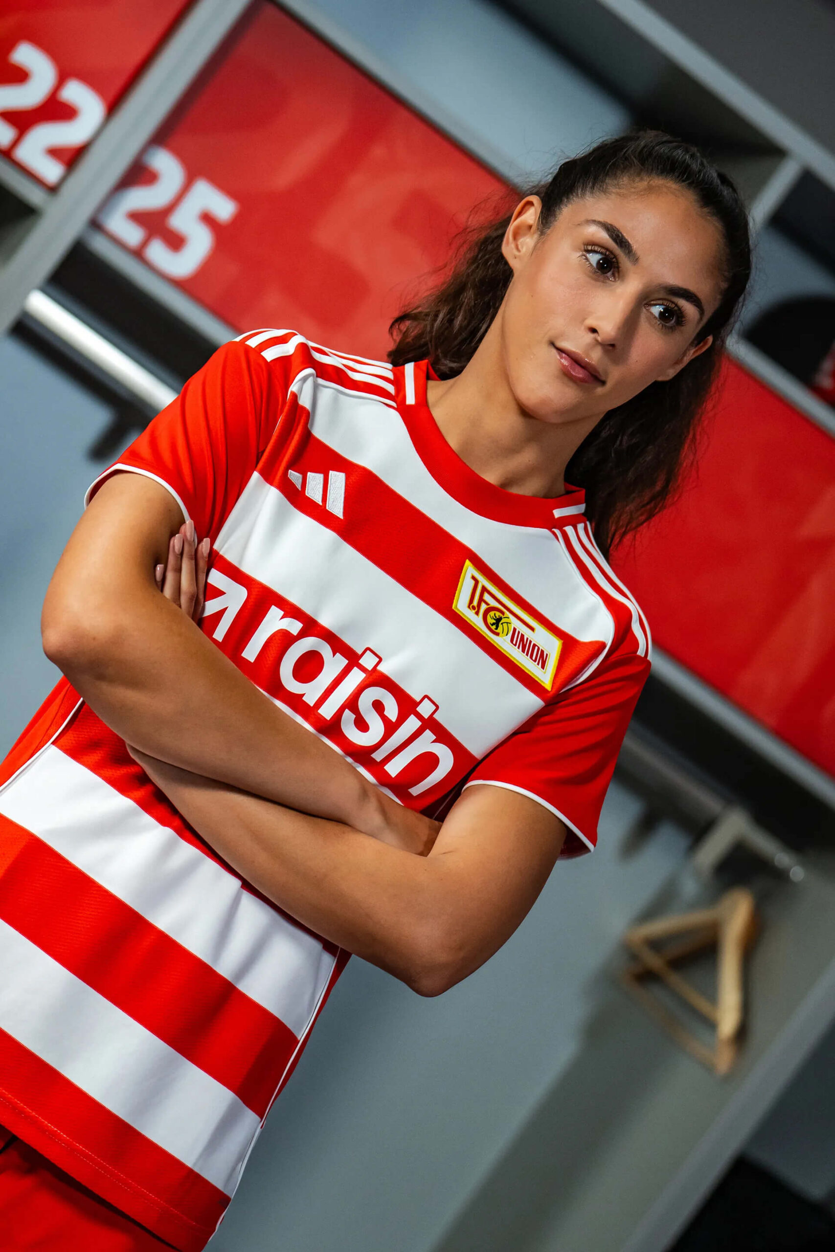 Union Berlin lança nova camisa titular 2025-2026 da adidas