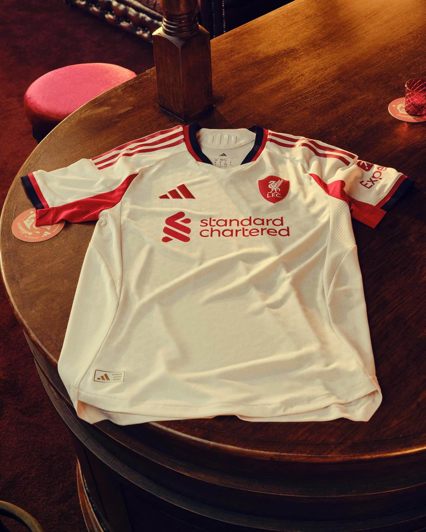 Camisas do Liverpool FC 2025-2026 adidas Away