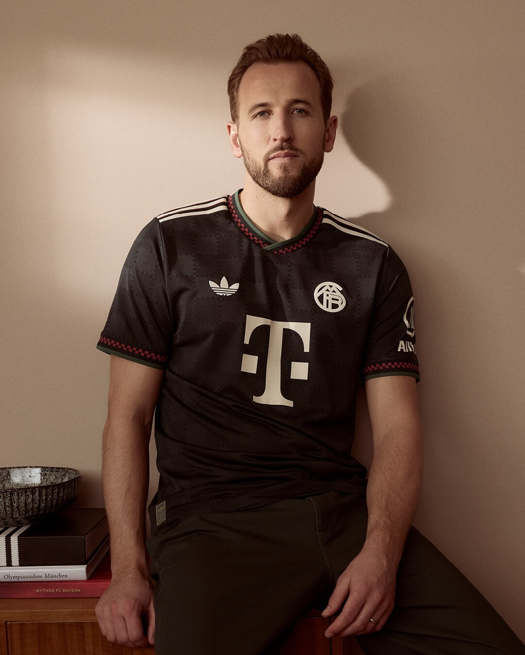 Terceira camisa do Bayern de Munique 2025-2026 Adidas Champions League