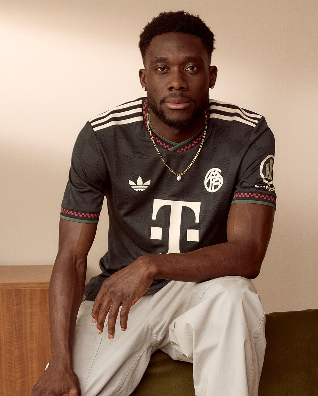 Terceira camisa do Bayern de Munique 2025-2026 Adidas Champions League