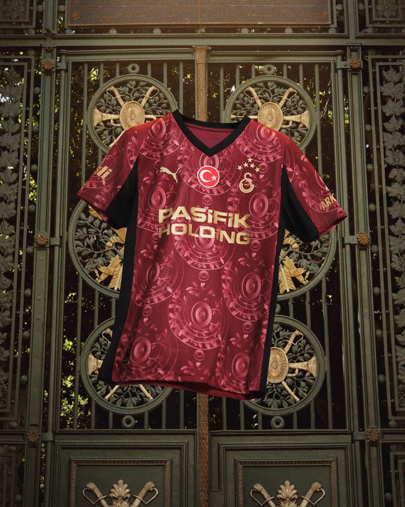 Terceira camisa do Galatasaray 2025-2026 PUMA