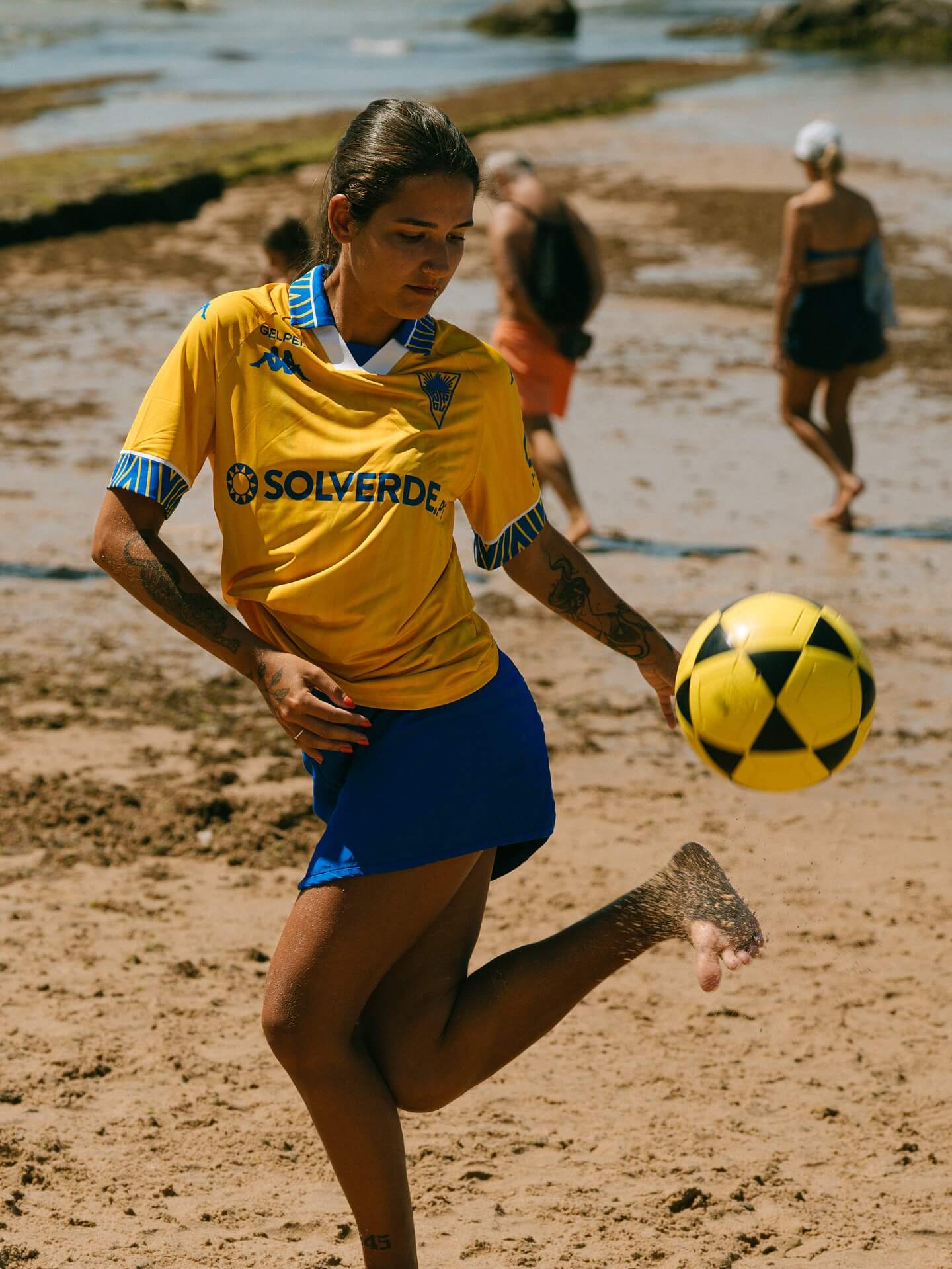Camisa titular do Estoril Praia 2025-2026 Kappa