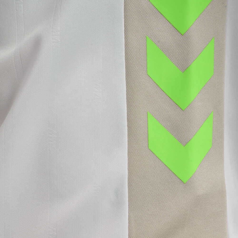 Werder Bremen revela sua nova camisa reserva para 2025-2026