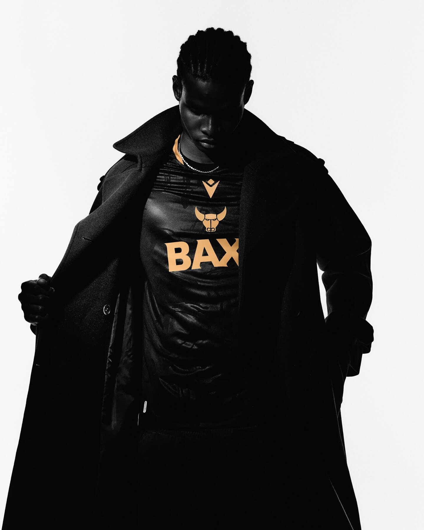 Camisa reserva do Oxford United 2025-2026 é lançada pela Macron