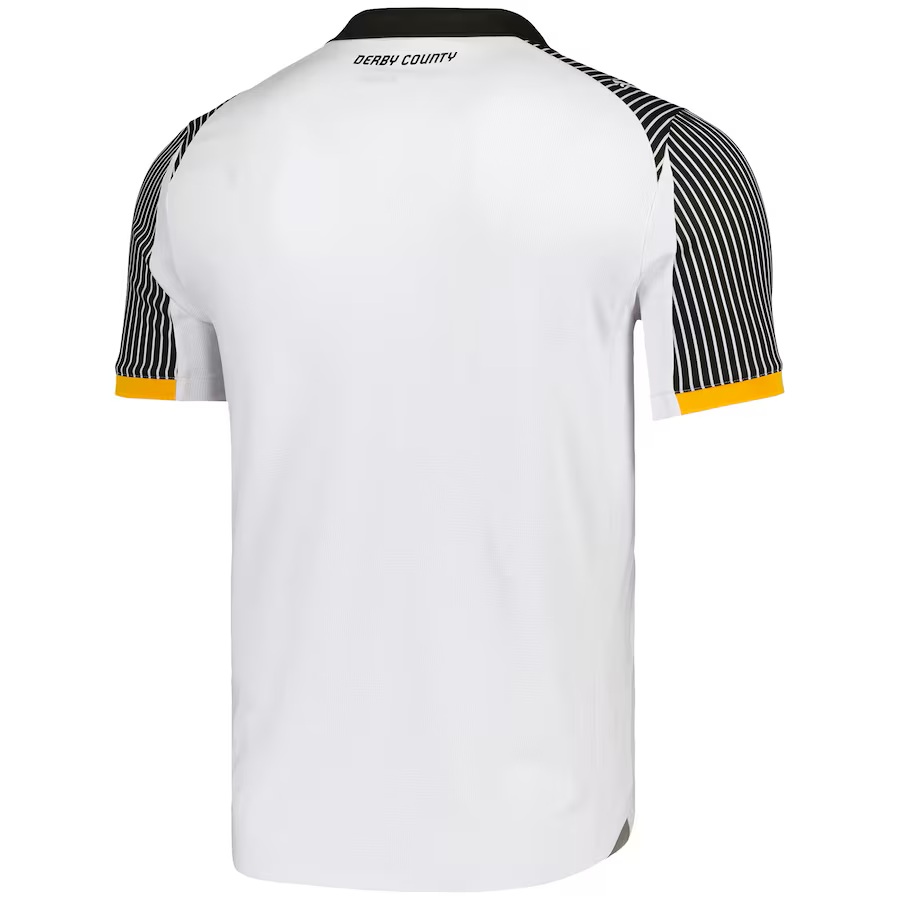 Camisa titular do Derby County 2025-2026 é lançada pela PUMA
