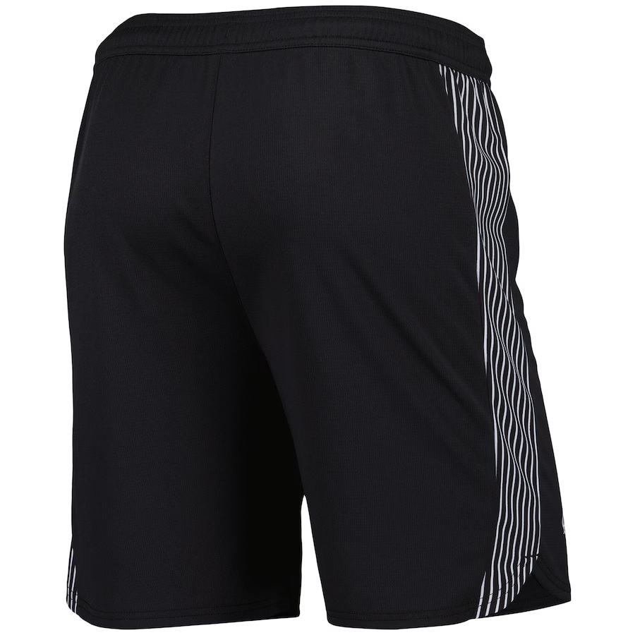 Camisa titular do Derby County 2025-2026 é lançada pela PUMA