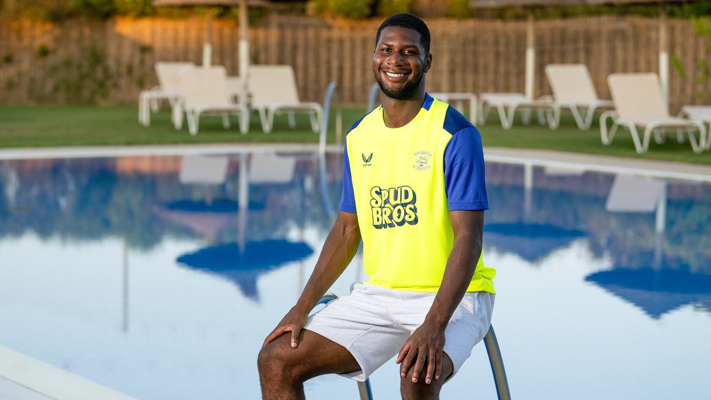 Preston North End apresenta novas camisas reservas 2025-2026