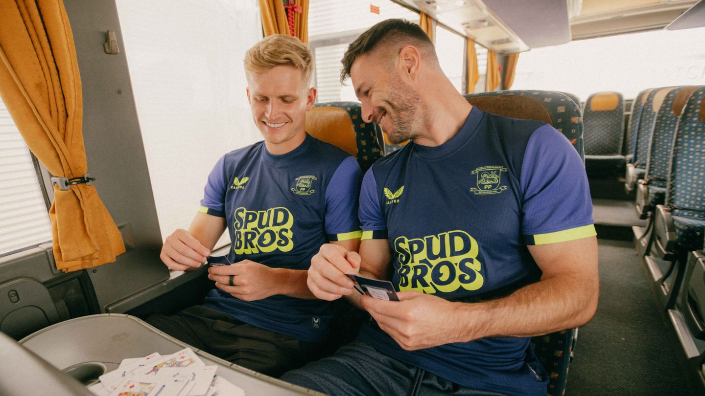 Preston North End apresenta novas camisas reservas 2025-2026