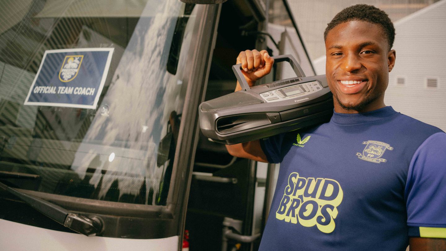 Preston North End apresenta novas camisas reservas 2025-2026