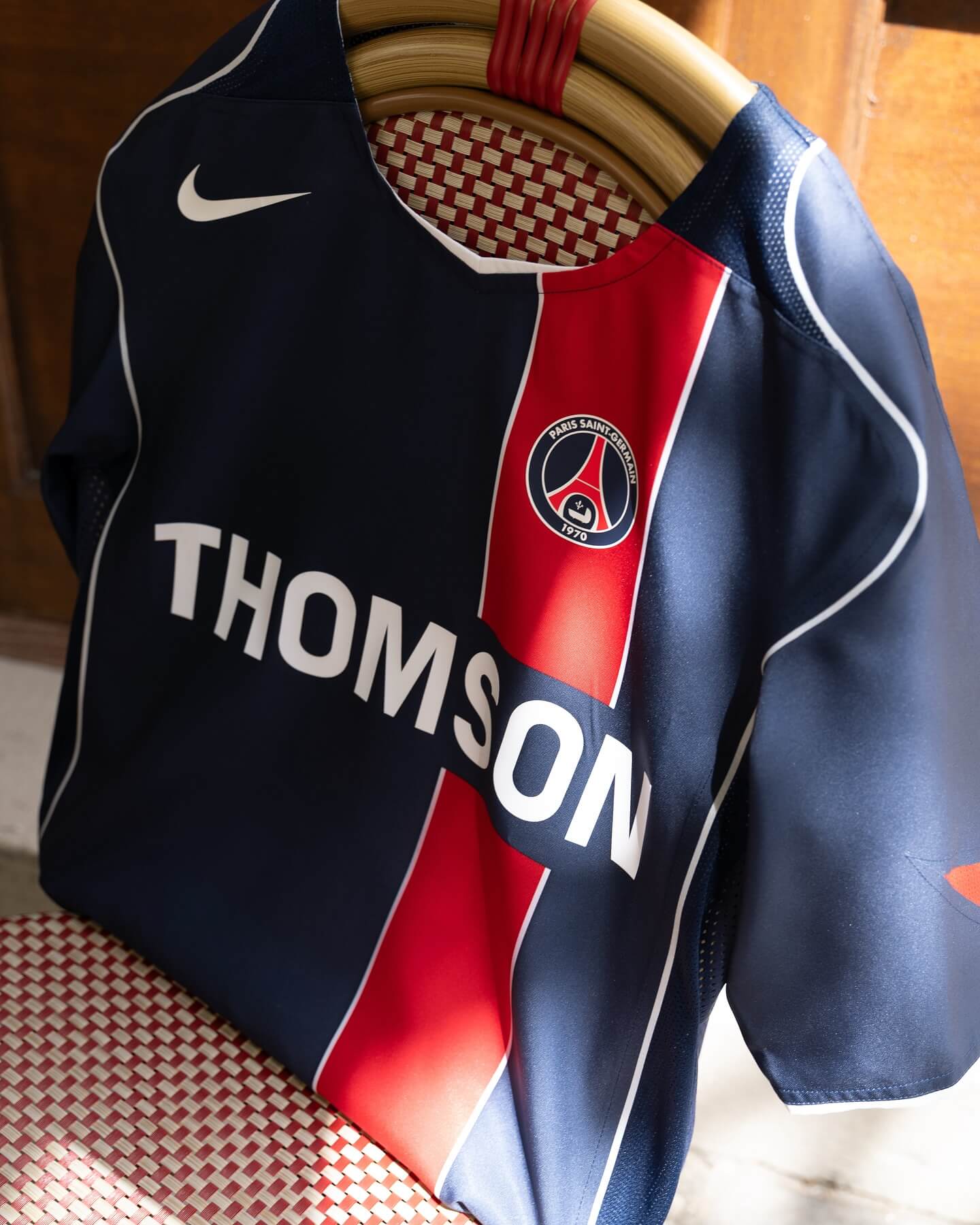 Camisa Total 90 do PSG 2004-2005 Nike Reissue