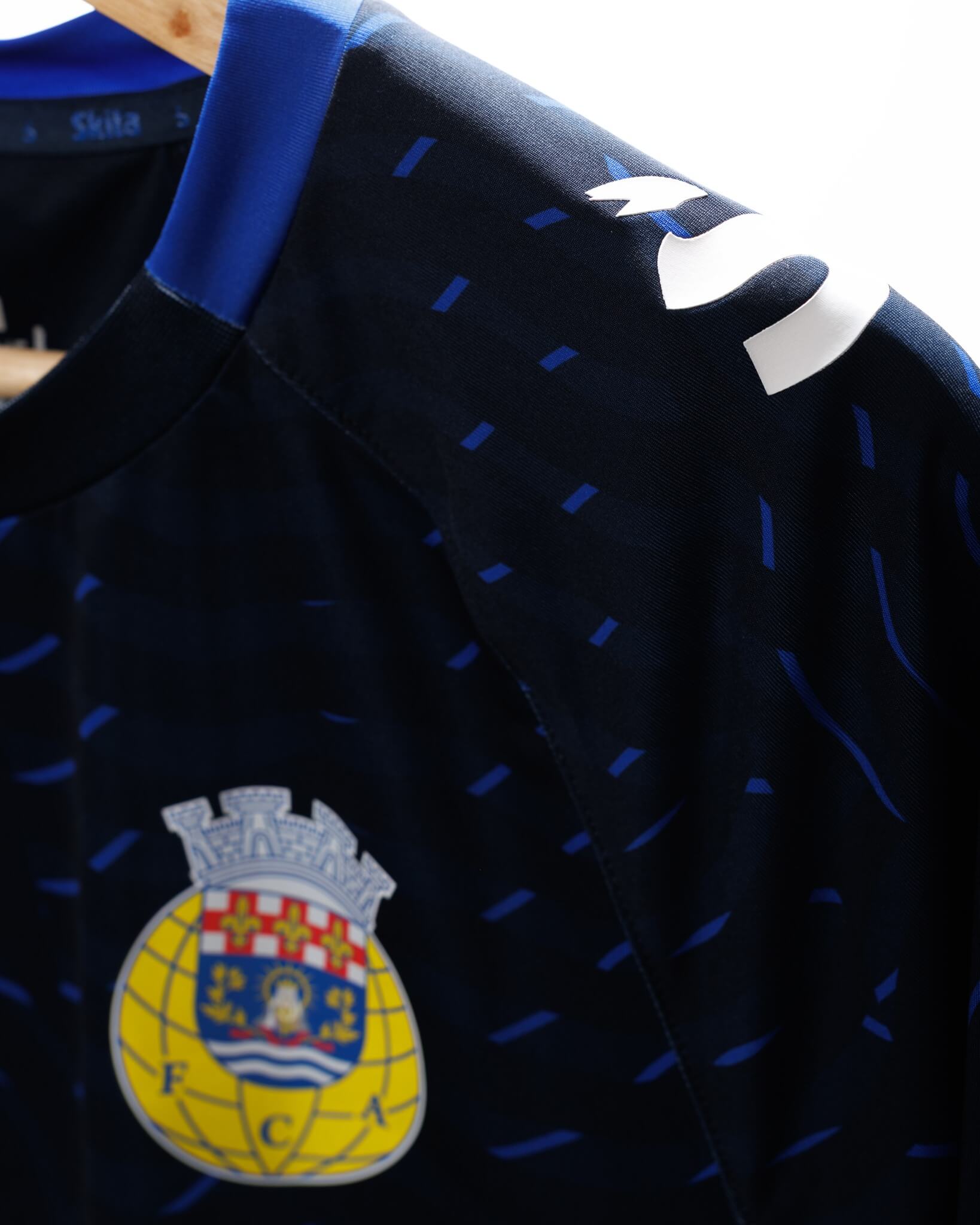 Camisas do FC Arouca 2025-2026 são apresentadas pela Skita