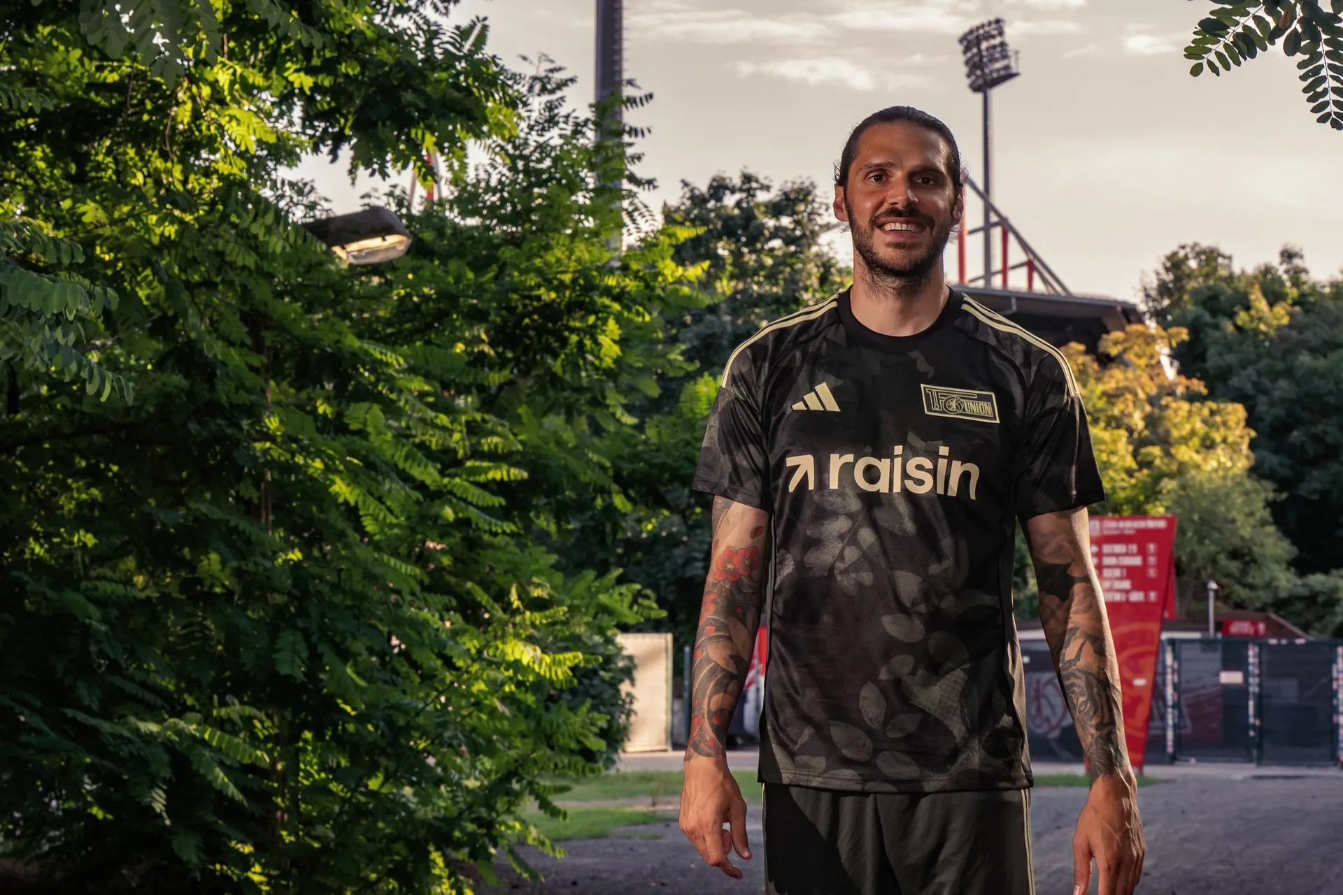 Union Berlin lança nova terceira camisa 2025-2026 da adidas