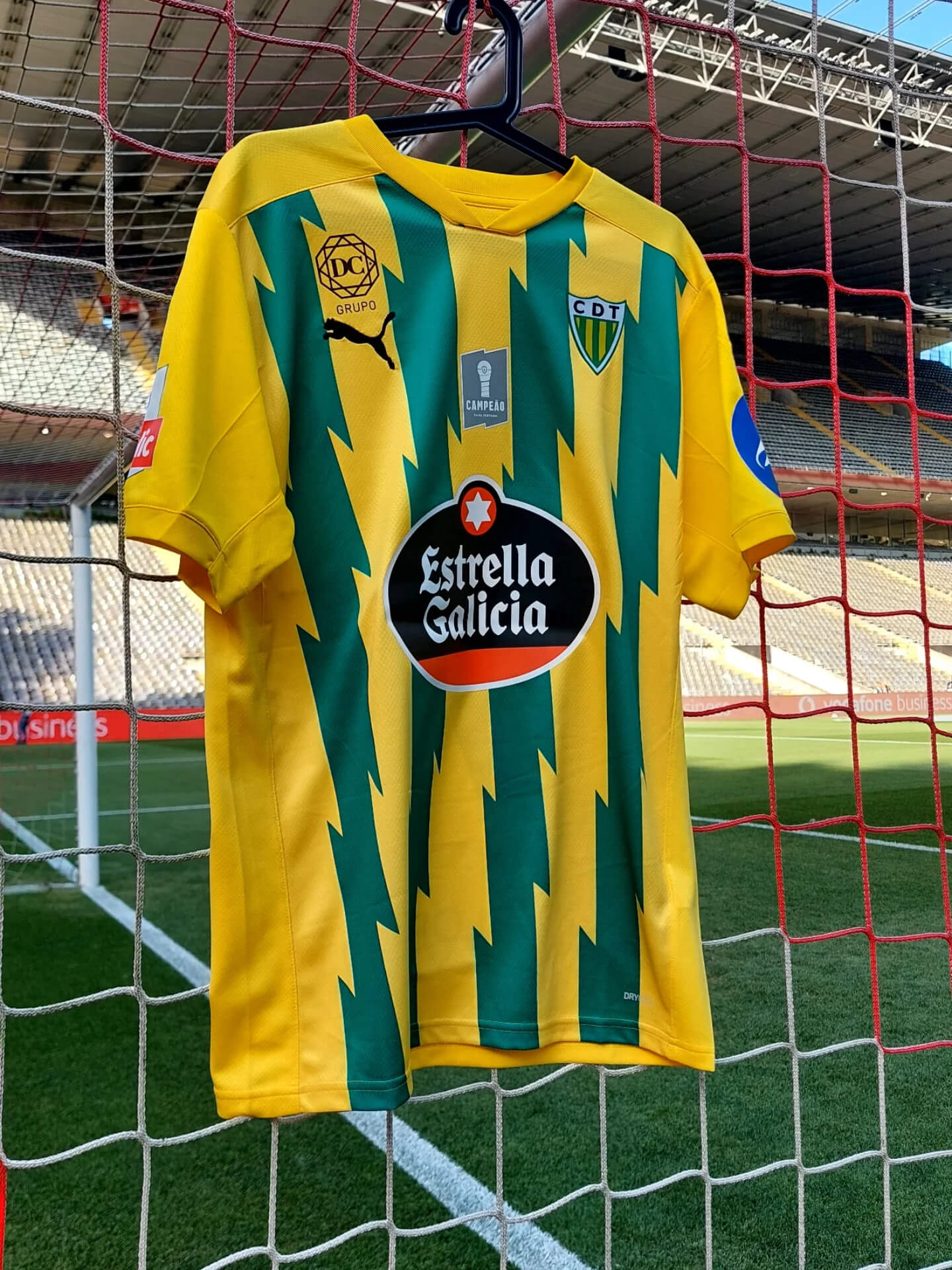 Camisa titular do Tondela 2025-2026 PUMA