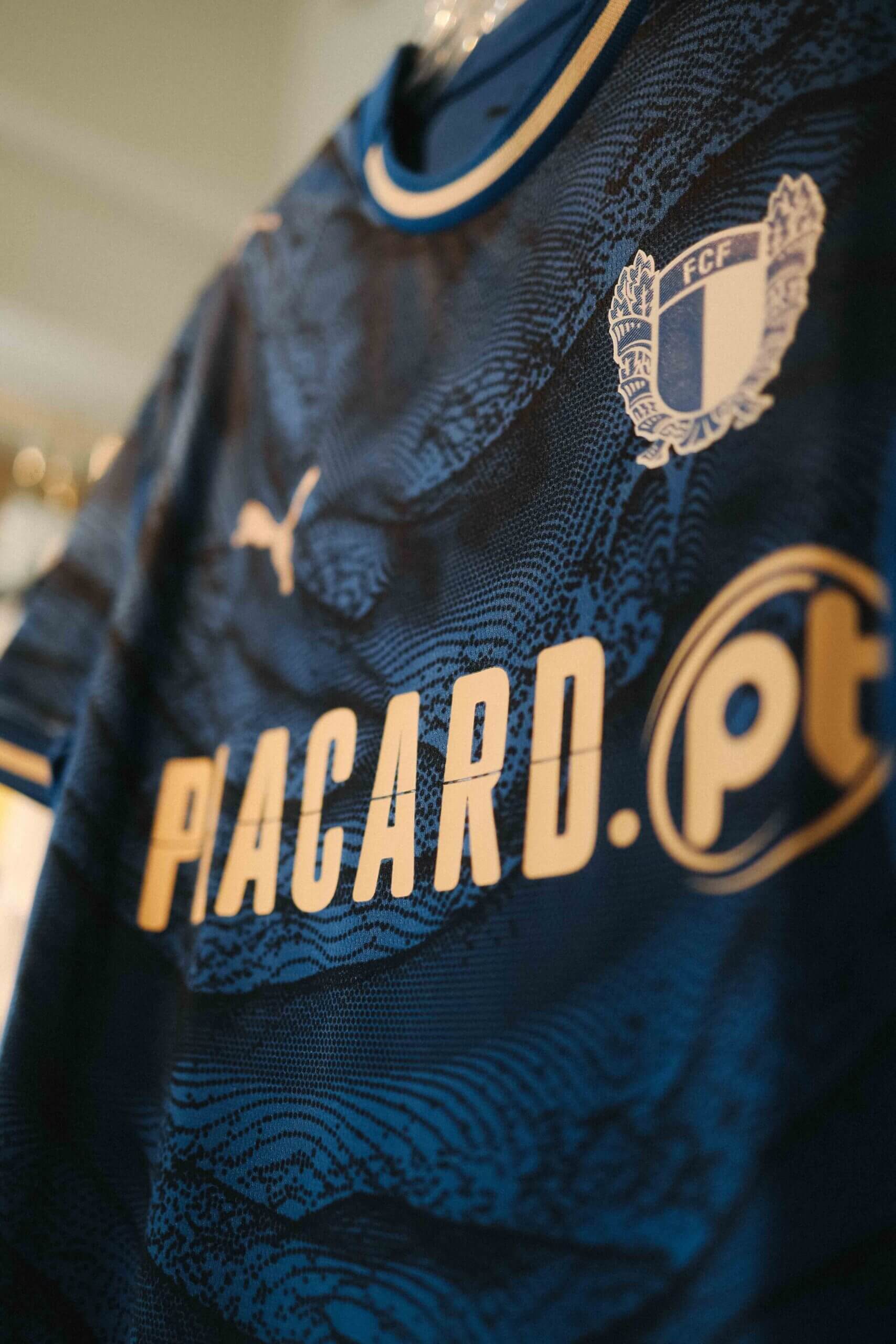 PUMA revela novas camisas do Famalicão 2025-2026