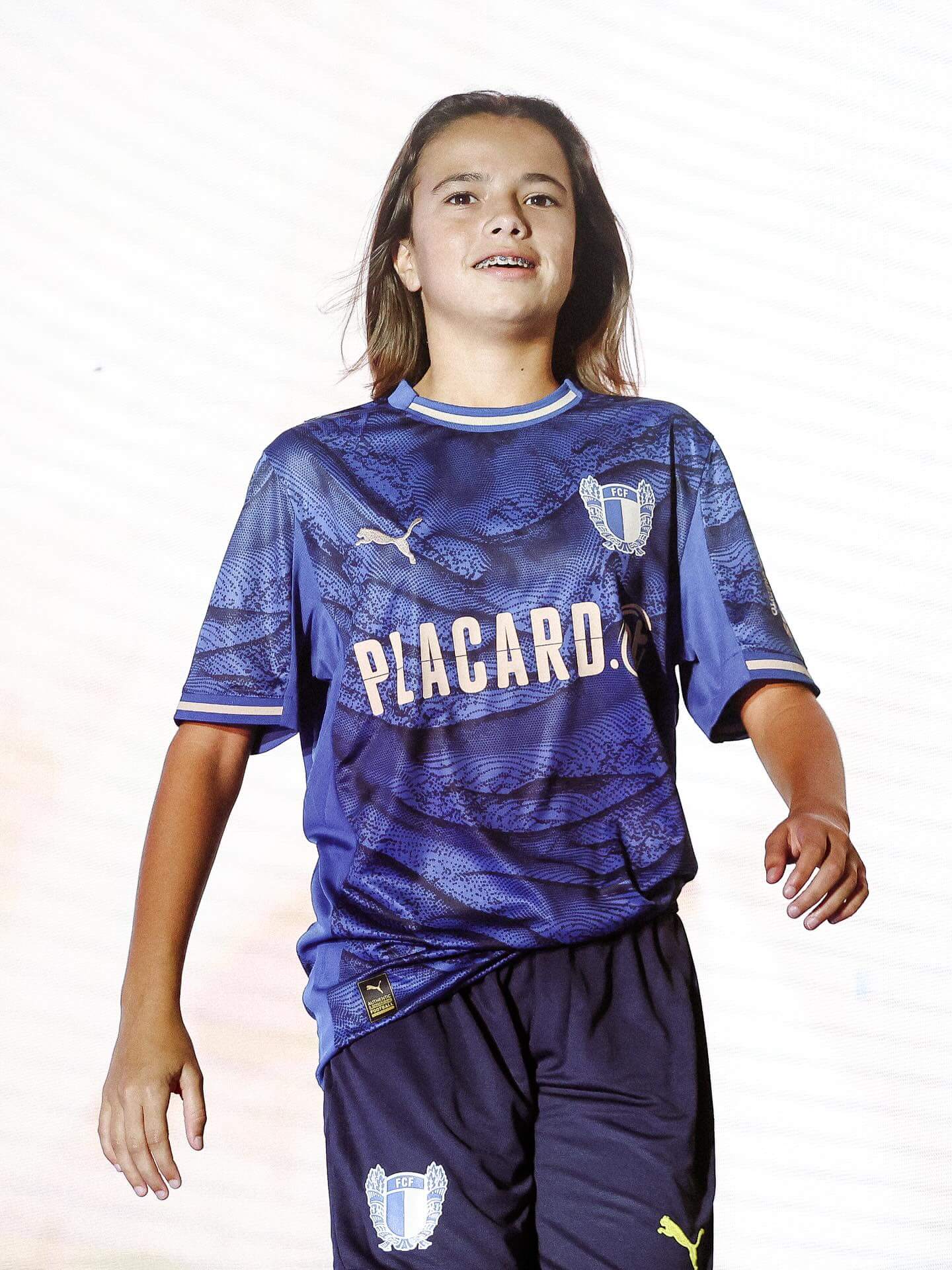 PUMA revela novas camisas do Famalicão 2025-2026