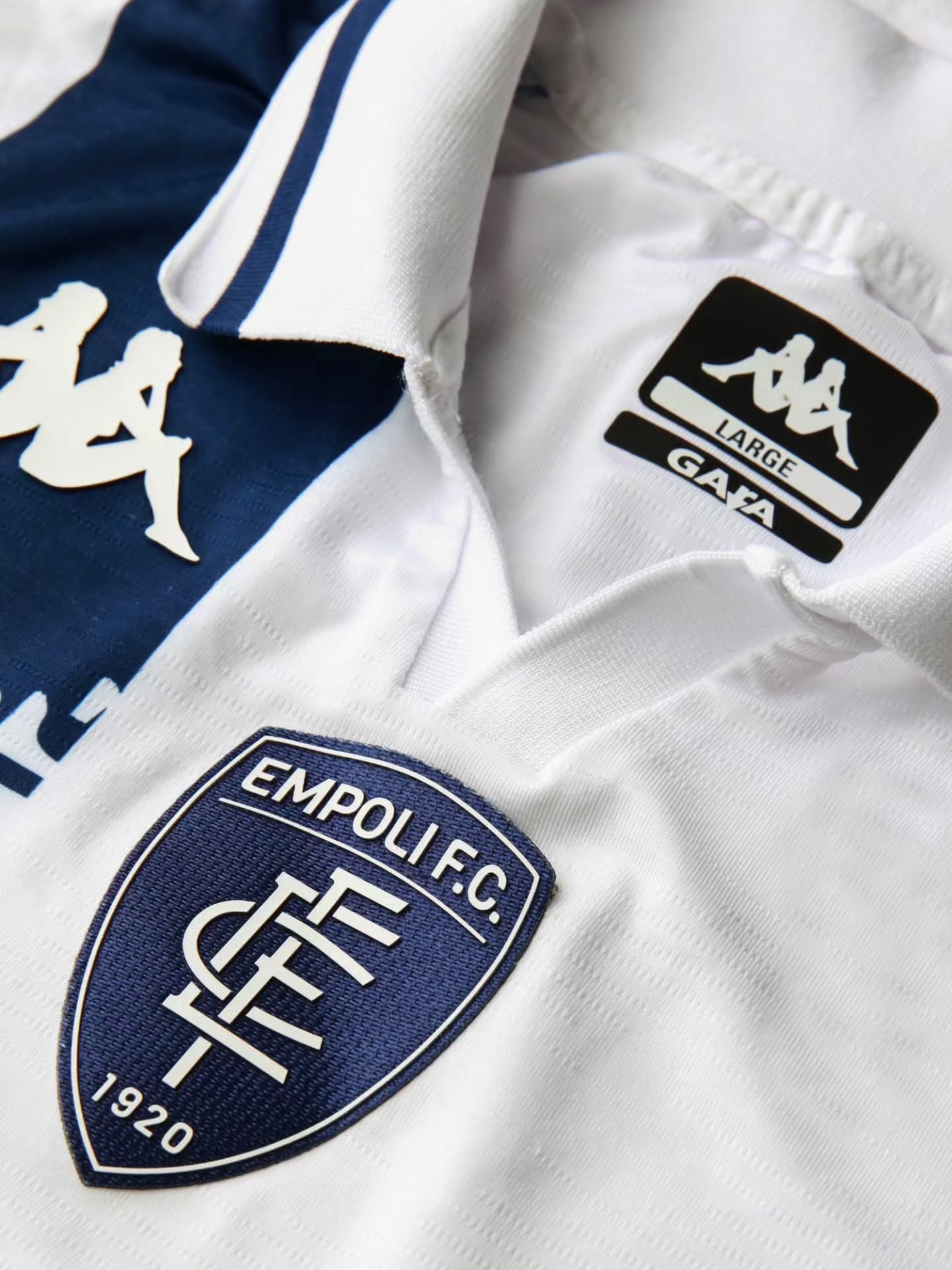 Camisas do Empoli para 2025-2026 são lançadas pela Kappa