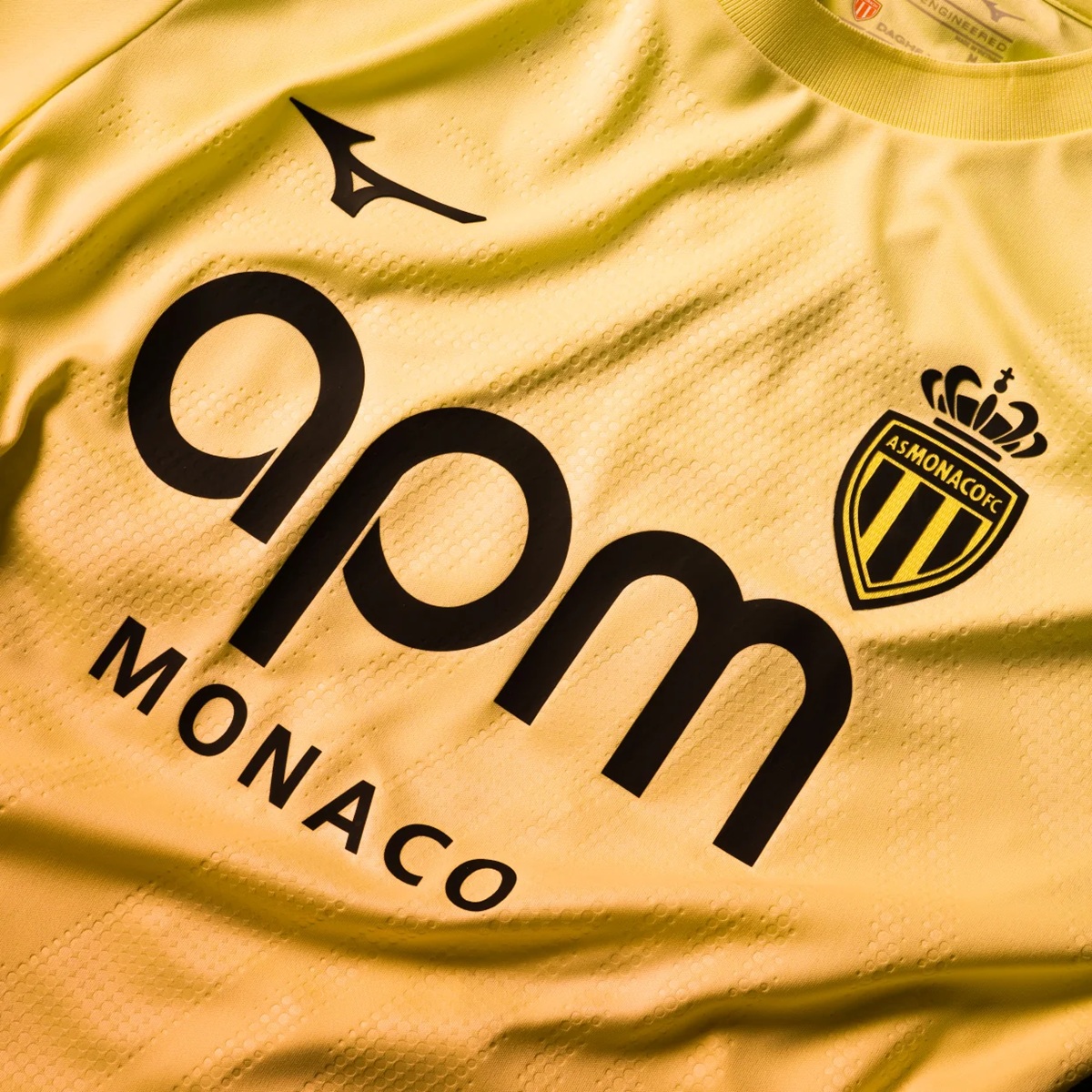 AS Monaco lança sua nova terceira camisa 2025-2026, com raios de Sol