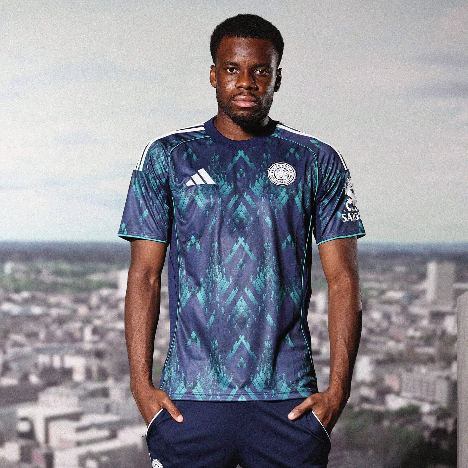 Camisa reserva do Leicester City 2025-2026 adidas