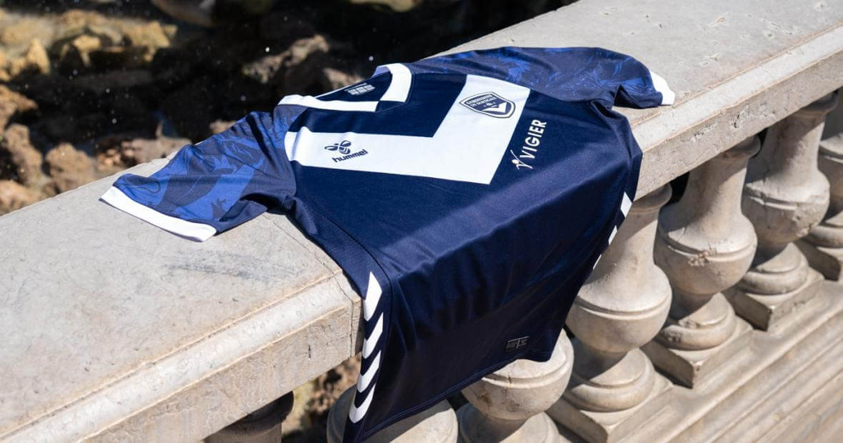 Camisas do Girondins de Bordeaux 2025-2026 Hummel