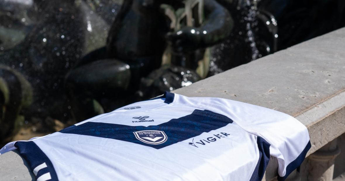 Camisas do Girondins de Bordeaux 2025-2026 Hummel Away