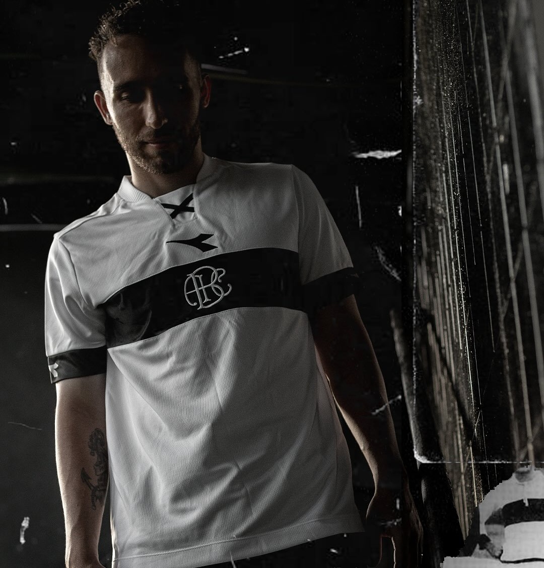 Diadora lança camisa retrô para o ABC