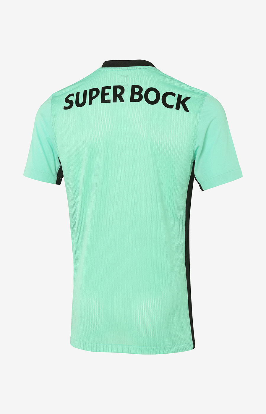 Nike revela terceira camisa 2025-2026 do Sporting CP