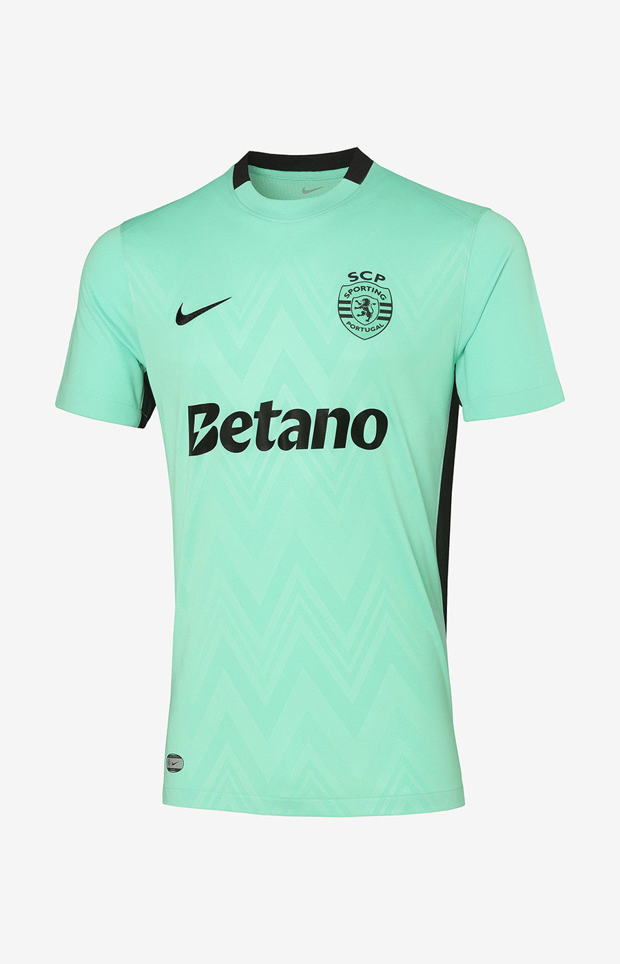 Nike revela terceira camisa 2025-2026 do Sporting CP