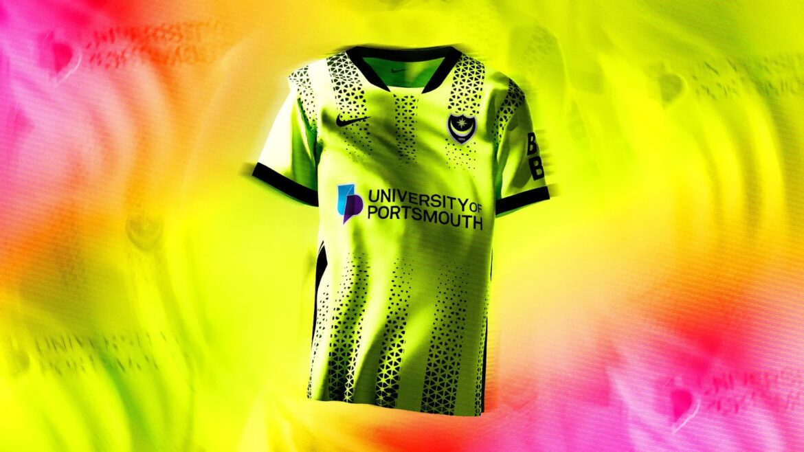 Terceira camisa do Portsmouth 2025-2026 é revelada pela Nike