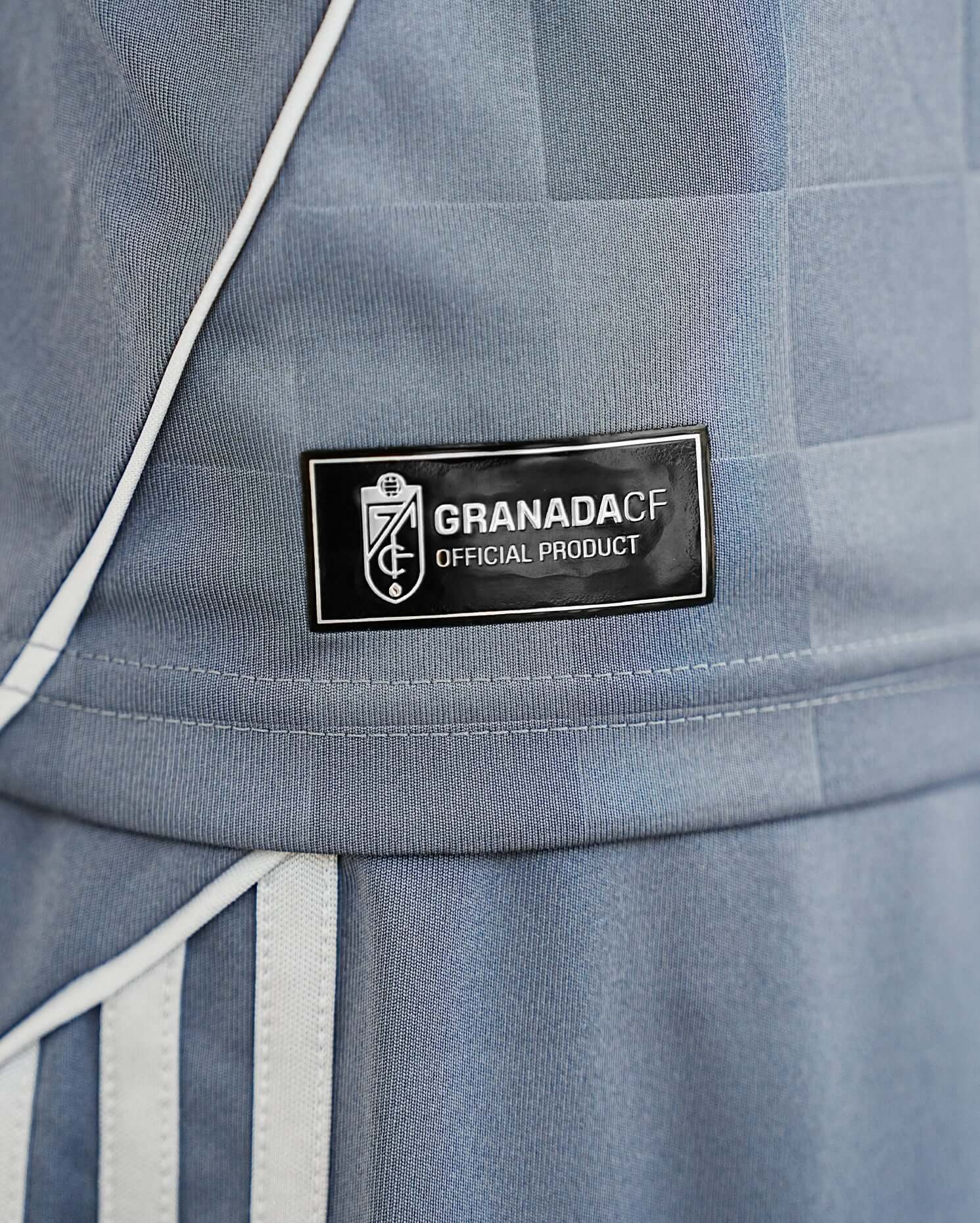Terceira camisa do Granada CF 2025-2026 é revelada pela adidas