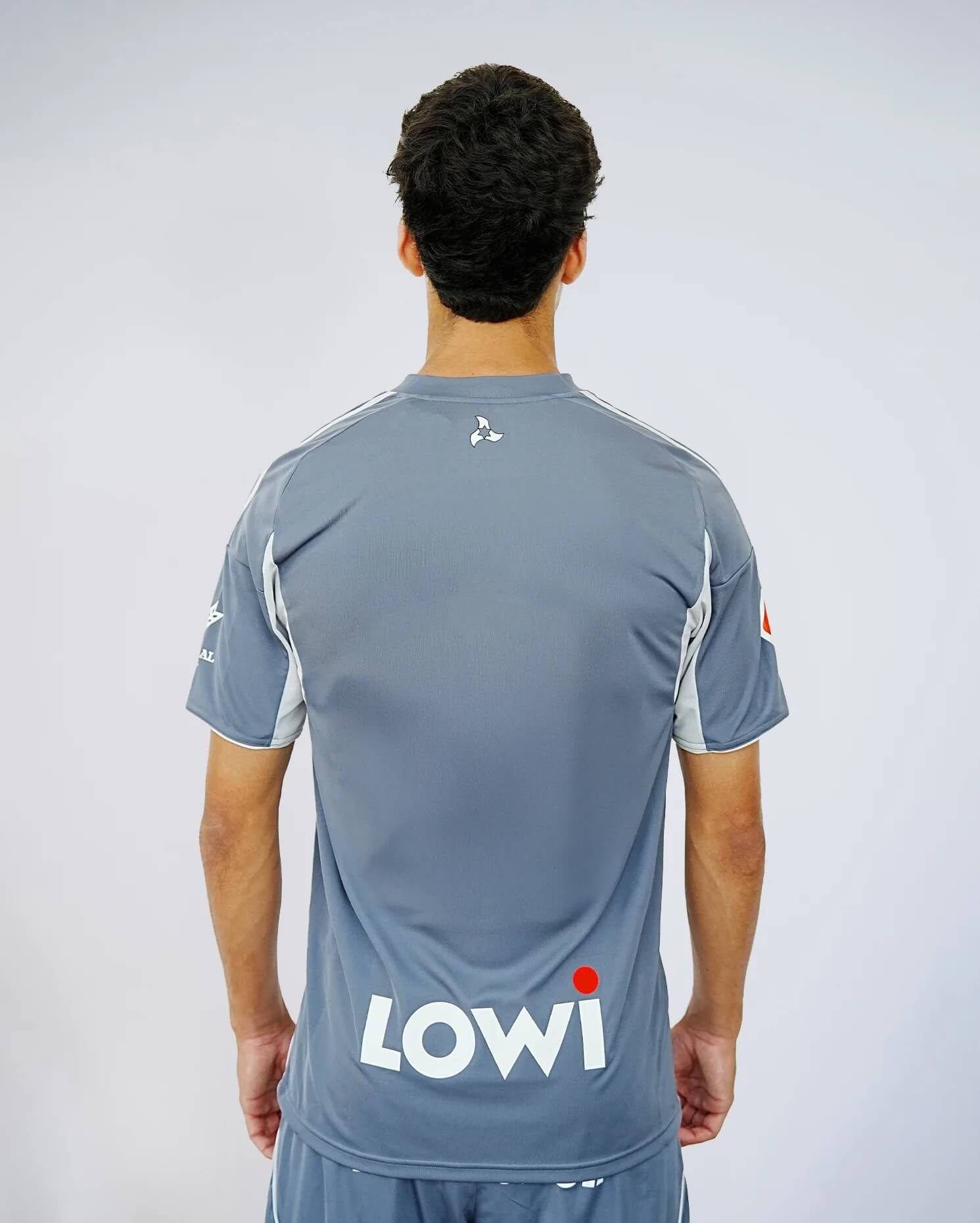 Terceira camisa do Granada CF 2025-2026 é revelada pela adidas