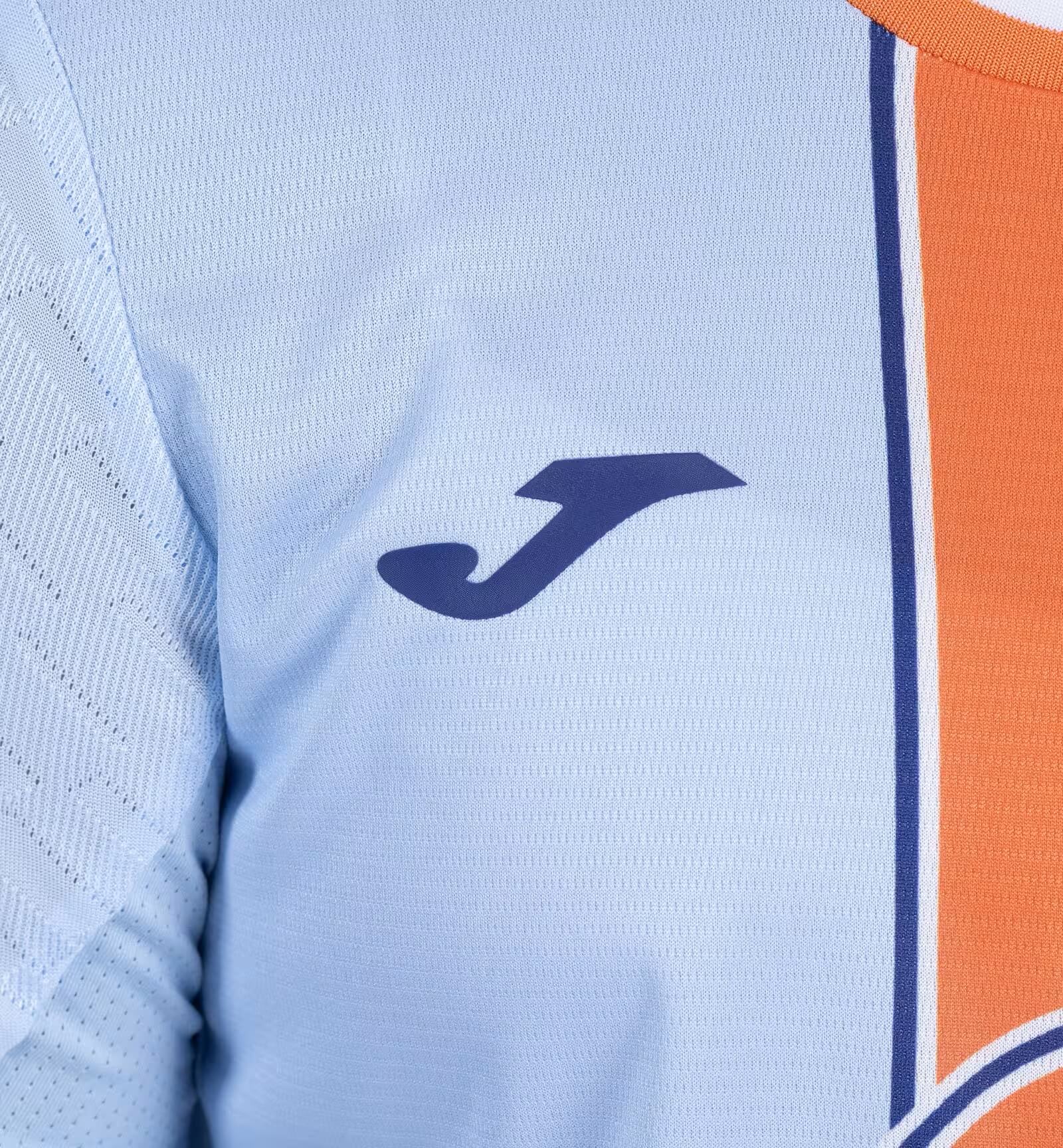 Swansea City lança terceira camisa 2025-2026 com a Joma