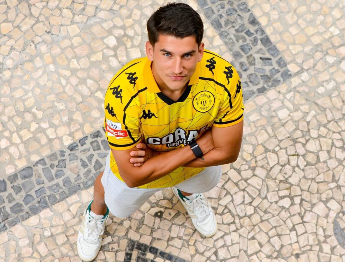 CD Nacional e Kappa lançam camisa reserva 2025-2026