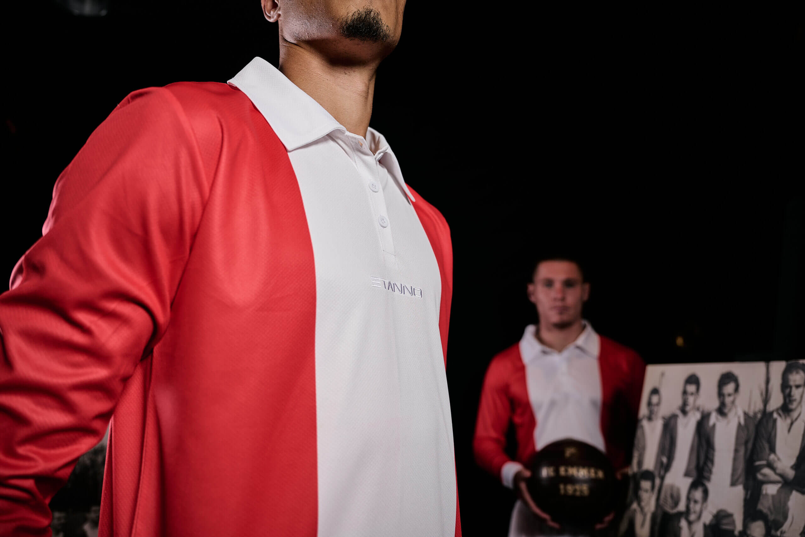 FC Emmen lança camisa de 100 anos