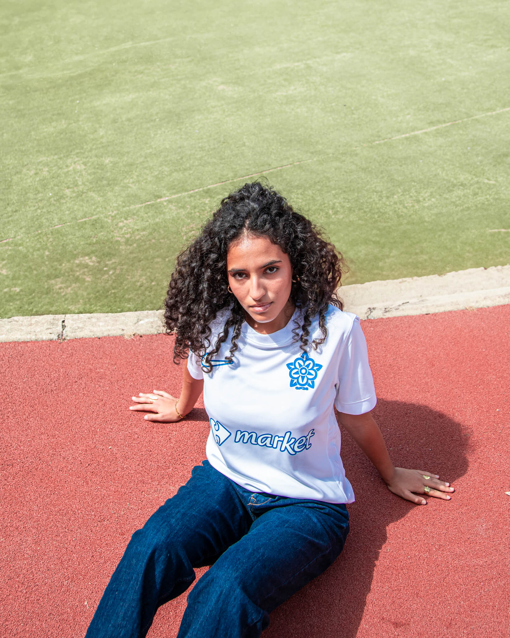 Grenoble Foot 38 lança nova camisa reserva 2025-2026