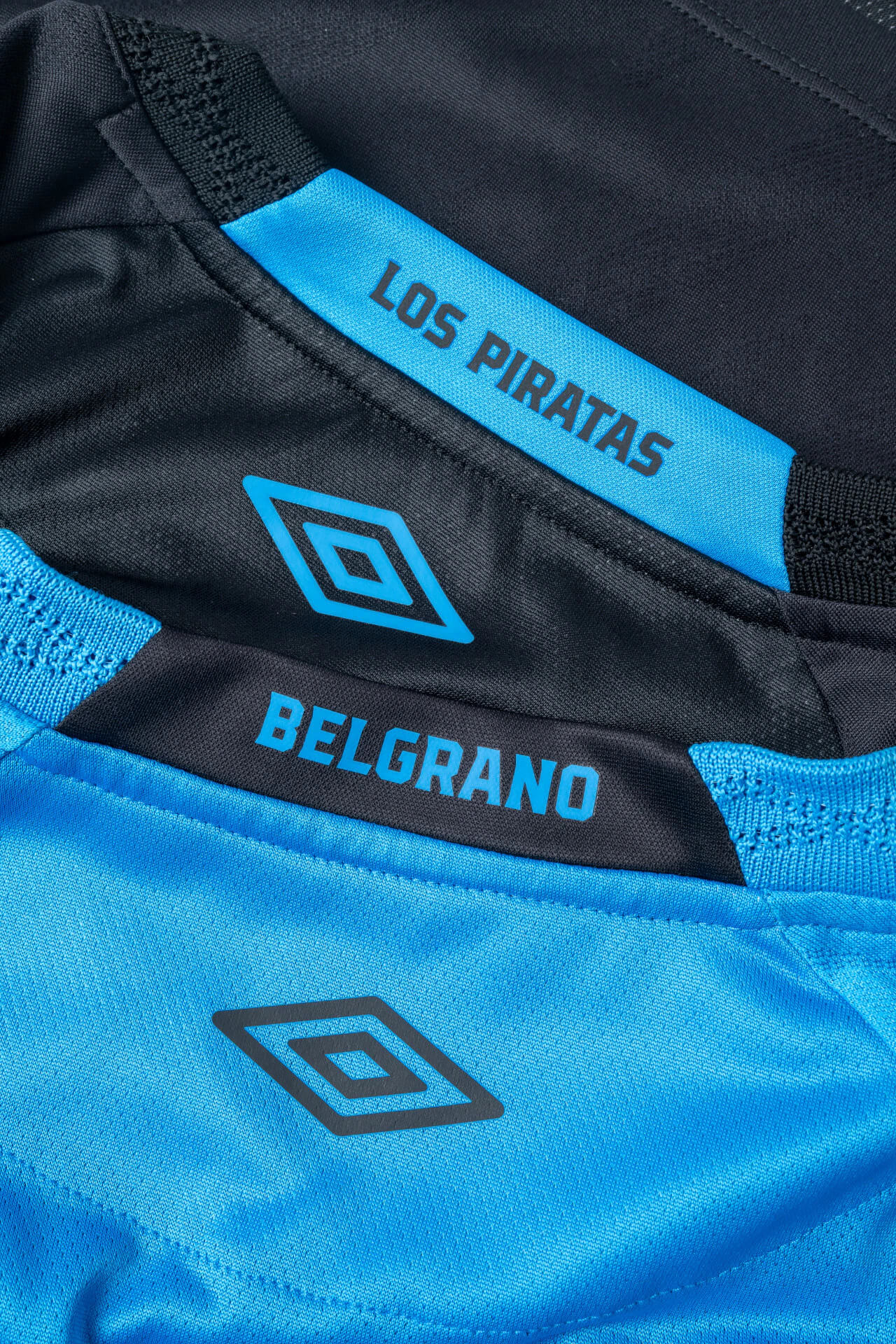 Camisas do Club Belgrano 2025-2026 são apresentadas pela Umbro