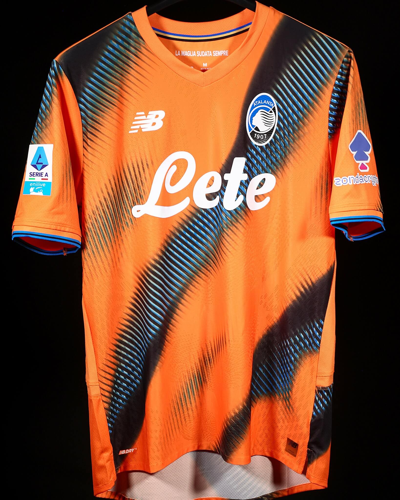 Terceira camisa da Atalanta 2025-2026 New Balance