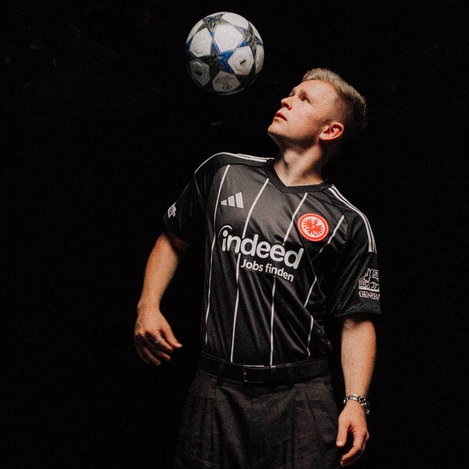 Camisa Champions League do Eintracht Frankfurt 2025-2026 Adidas