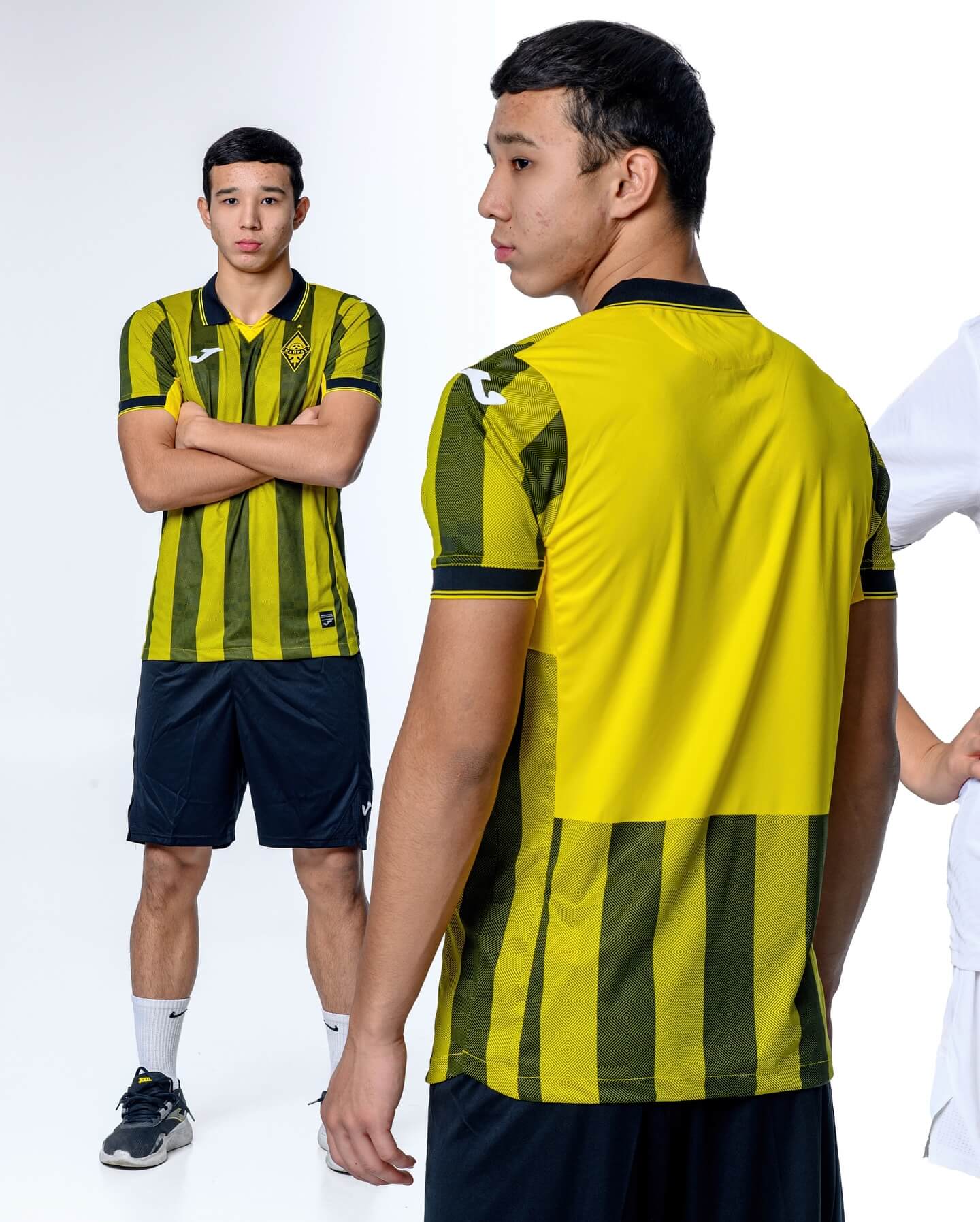 Camisas do Kairat 2025-2026 são lançadas pela JOMA
