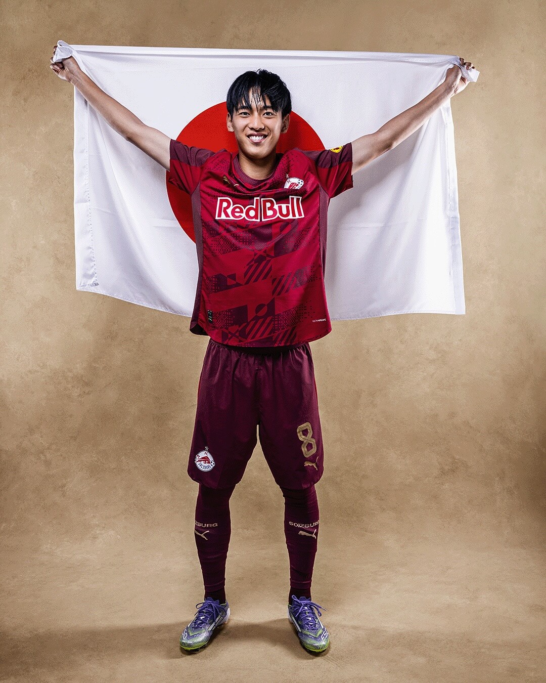 Camisa continental do FC Salzburg 2025-2026 é lançada pela PUMA