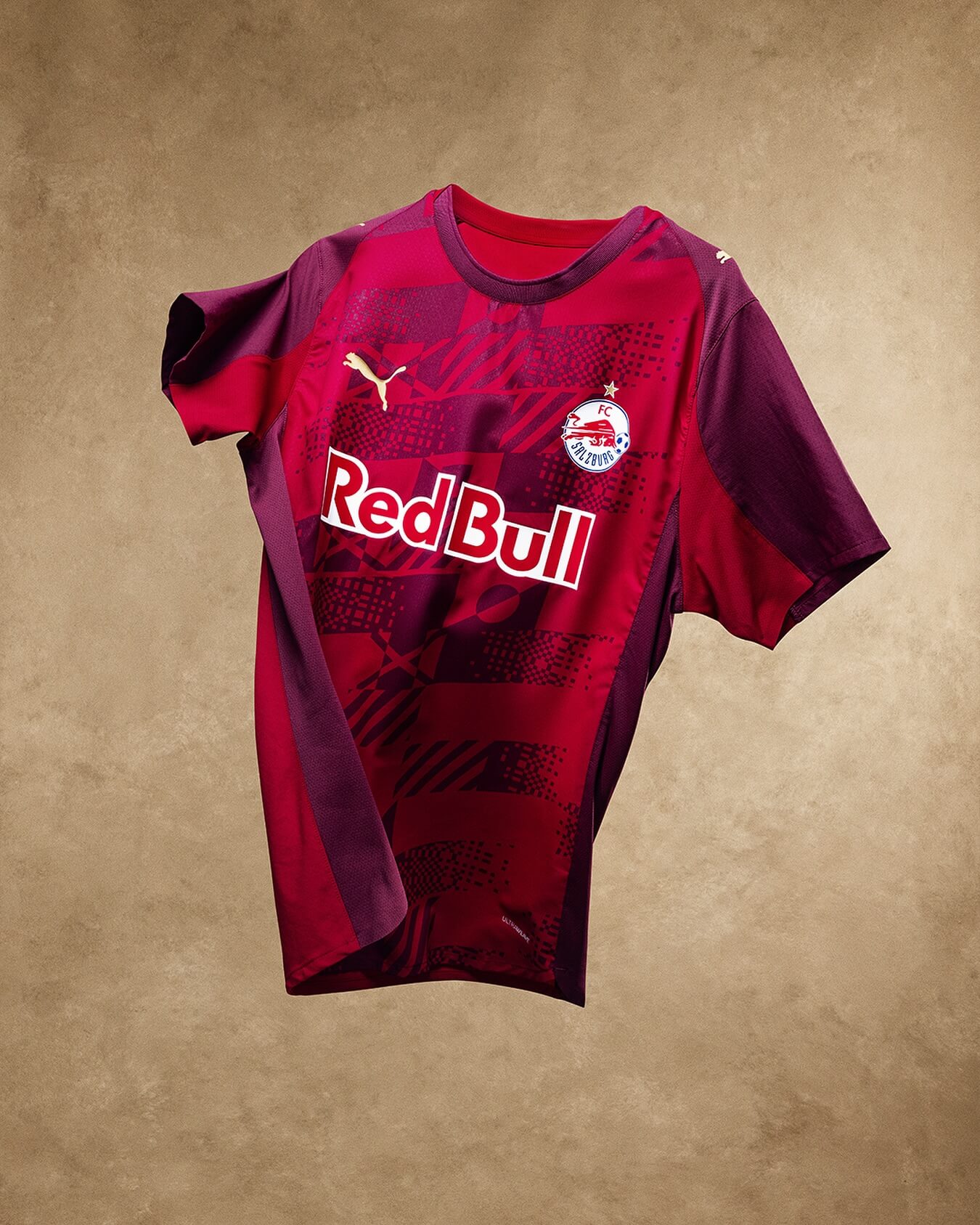 Camisa continental do FC Salzburg 2025-2026 é lançada pela PUMA